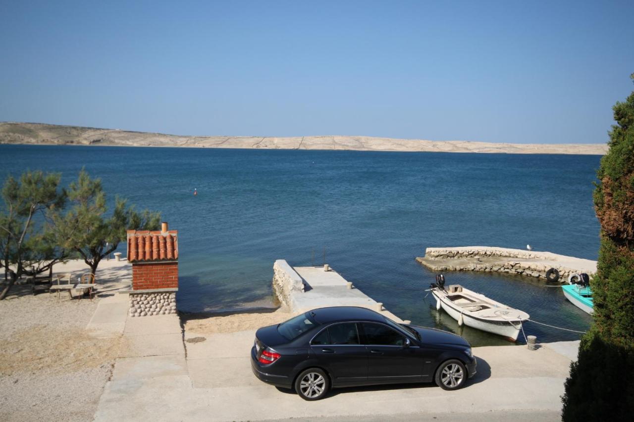 Apartments By The Sea Kustici, Pag - 6335 Zubovići Eksteriør bilde